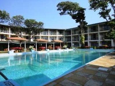 фото отеля Camelot Beach Hotel