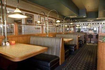 фото отеля Sandman Hotel Saskatoon