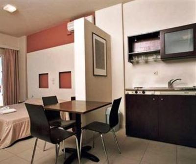 фото отеля Corinna Mare Apartments & Suites