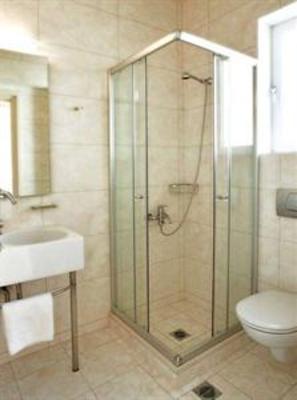 фото отеля Corinna Mare Apartments & Suites