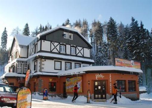 фото отеля Lomnice Hotel