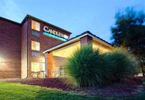 фото отеля Hawthorn Suites by Wyndham Greensboro