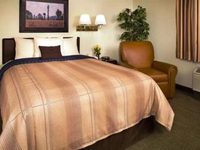 Hawthorn Suites by Wyndham Greensboro