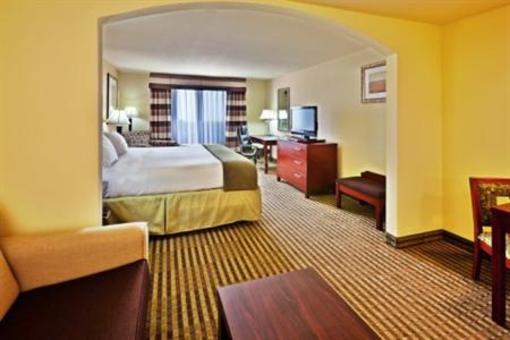 фото отеля Holiday Inn Express Hotel & Suites Ponca City