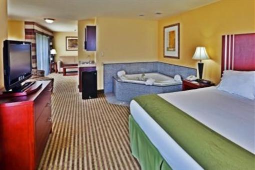 фото отеля Holiday Inn Express Hotel & Suites Ponca City