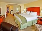 фото отеля Holiday Inn Express Hotel & Suites Ponca City