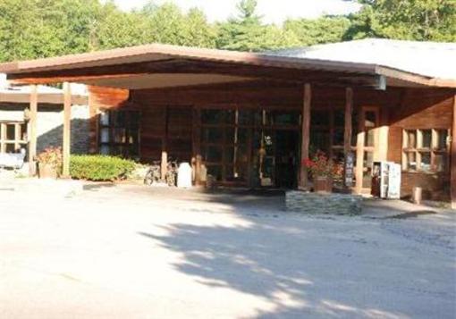 фото отеля Roaring Brook Ranch & Tennis Resort