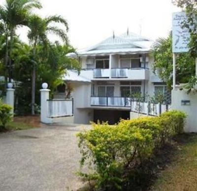 фото отеля Tropic Sands Apartments