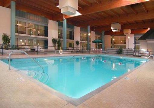 фото отеля Quality Inn & Suites Hendersonville