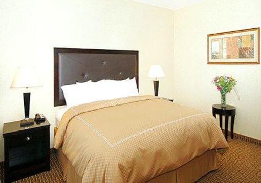 фото отеля Comfort Suites Moses Lake