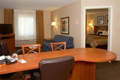 фото отеля Candlewood Suites La Crosse