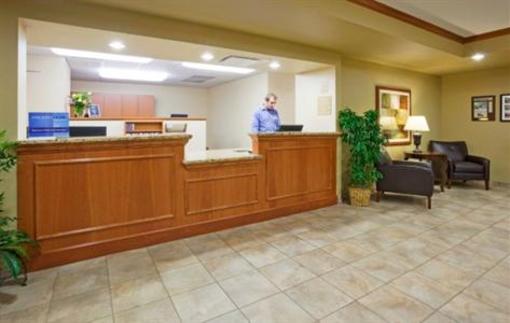 фото отеля Candlewood Suites La Crosse