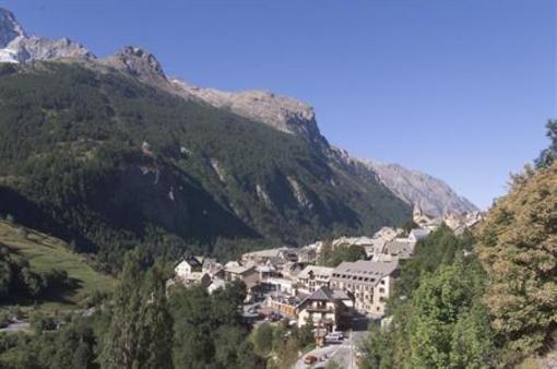 фото отеля Hotel Castillan La Grave