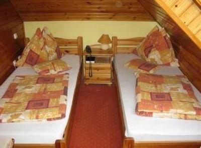 фото отеля Hotel Karin Budapest