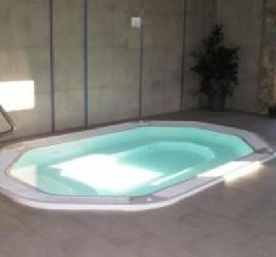 фото отеля Hostal Els Roures Sant Pau de Seguries