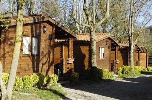 фото отеля Hostal Els Roures Sant Pau de Seguries