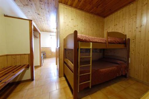 фото отеля Hostal Els Roures Sant Pau de Seguries