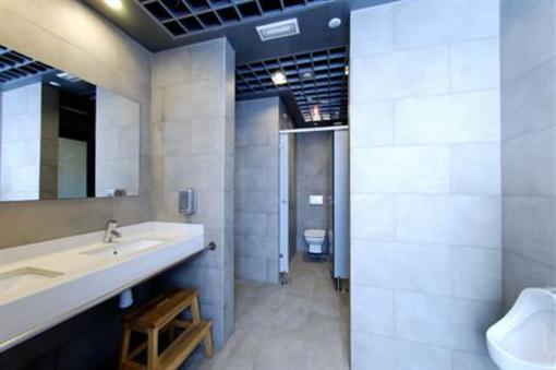 фото отеля Hostal Els Roures Sant Pau de Seguries
