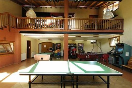фото отеля Hostal Els Roures Sant Pau de Seguries