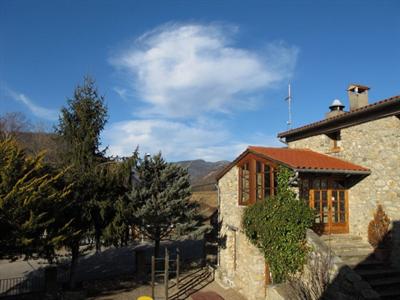 фото отеля Hostal Els Roures Sant Pau de Seguries