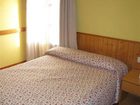 фото отеля Hostal Els Roures Sant Pau de Seguries