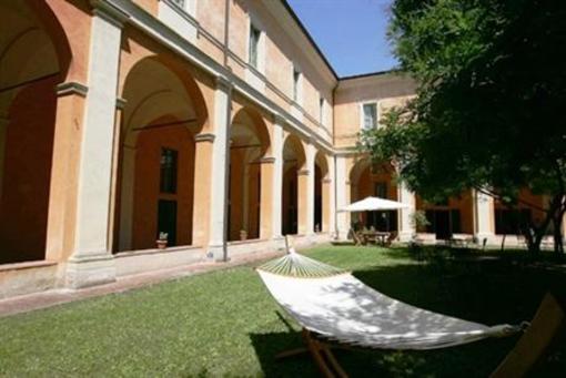 фото отеля Student's Hostel della Ghiara