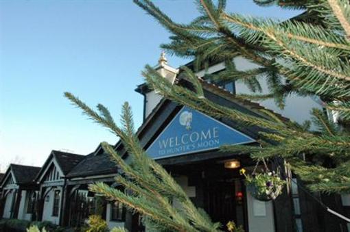 фото отеля Hunters Moon Bed and Breakfast Sherborne