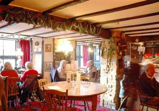 фото отеля Hunters Moon Bed and Breakfast Sherborne