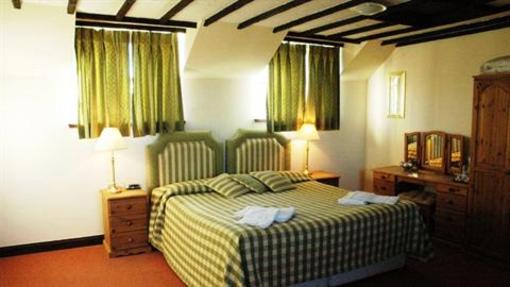 фото отеля Hunters Moon Bed and Breakfast Sherborne