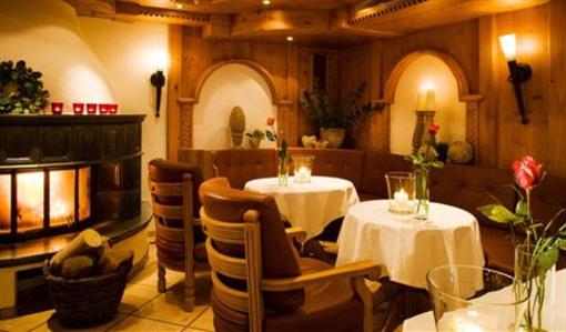 фото отеля Alpenresidenz Hotel Happy Austria Mittelberg