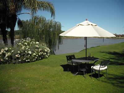 фото отеля River Place Guest House