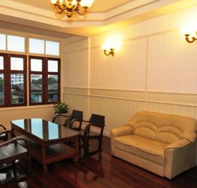 фото отеля Rachakarun Park Serviced Apartment