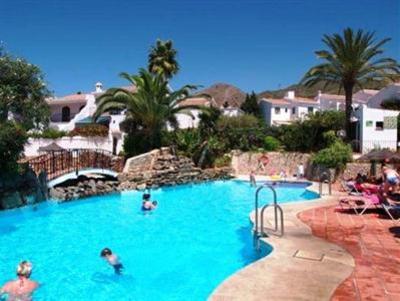 фото отеля Capistrano Villages Apartments Nerja