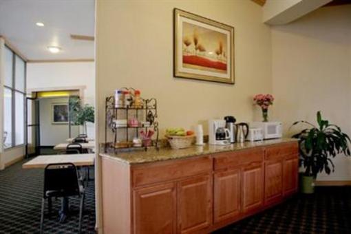фото отеля Americas Best Value Inn Longmont