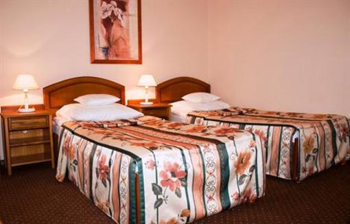 фото отеля Renusz Hotel