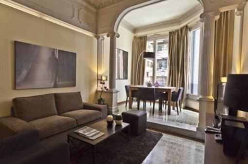 фото отеля Palauet Tres Torres Apartment Barcelona