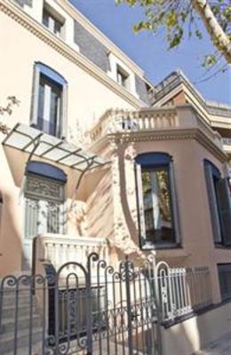 фото отеля Palauet Tres Torres Apartment Barcelona