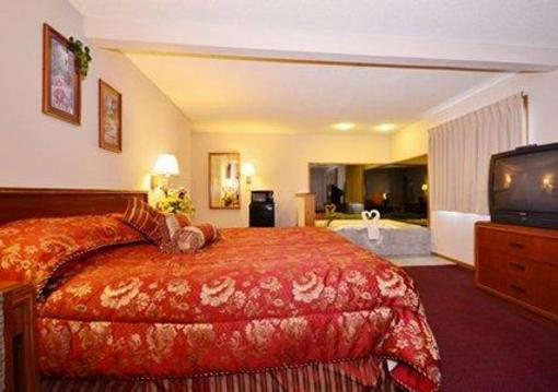 фото отеля Econo Lodge Inn & Suites Bettendorf