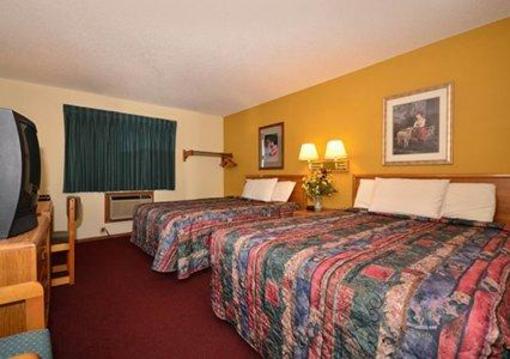 фото отеля Econo Lodge Inn & Suites Bettendorf