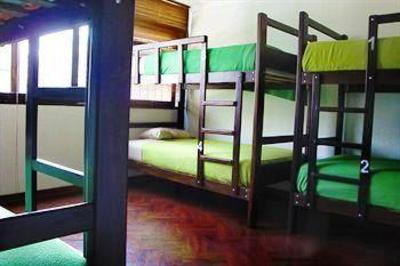фото отеля Cirque Hostel