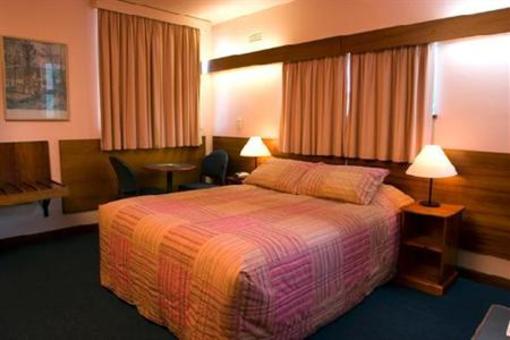 фото отеля Blue Hills Motel