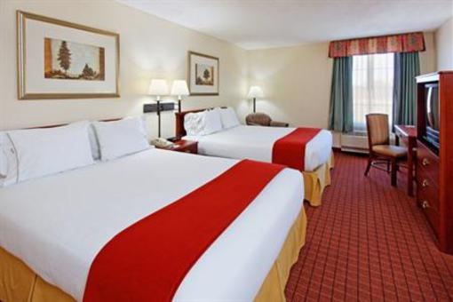 фото отеля Holiday Inn Express Hotel & Suites Crossville
