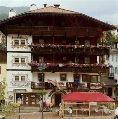 фото отеля Post Hotel Ristorante Tyrol