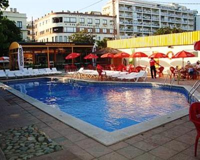 фото отеля Hostal Bonavista Calella
