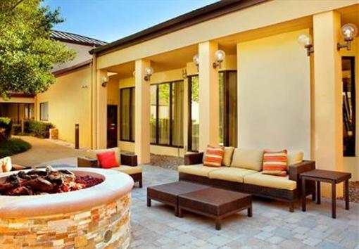 фото отеля Courtyard Hotel Las Colinas Irving