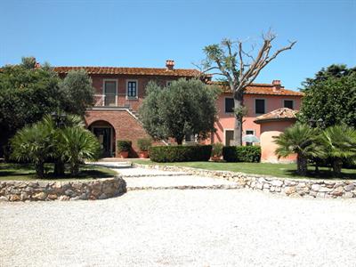 фото отеля Casale Etrusco Apartment Castagneto Carducci