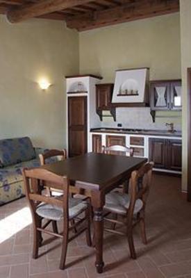 фото отеля Casale Etrusco Apartment Castagneto Carducci