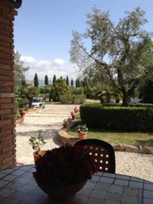 фото отеля Casale Etrusco Apartment Castagneto Carducci