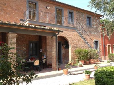 фото отеля Casale Etrusco Apartment Castagneto Carducci
