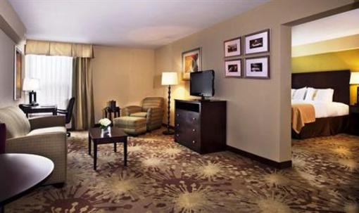 фото отеля Holiday Inn Gurnee Convention Center